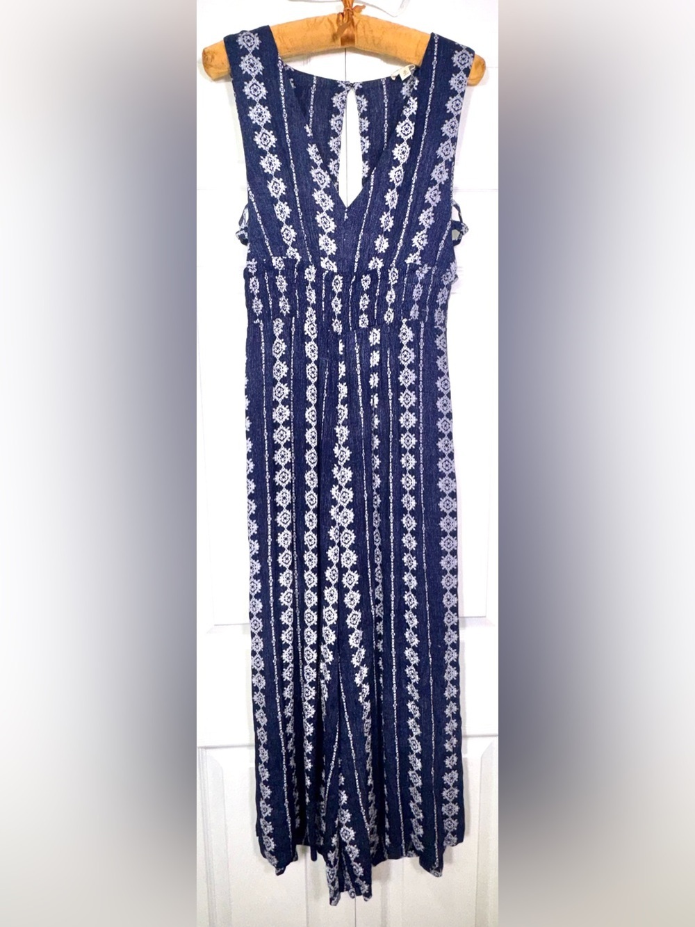 Hem & Thread Blue Boho Wide Leg Jumpsuit Size M